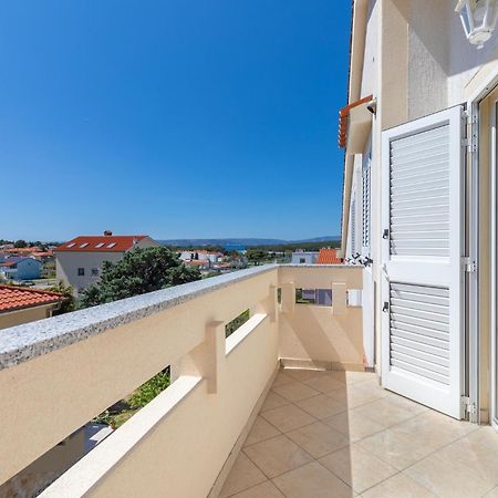 Apartments With A Parking Space Punat, Krk - 20553 Exterior photo