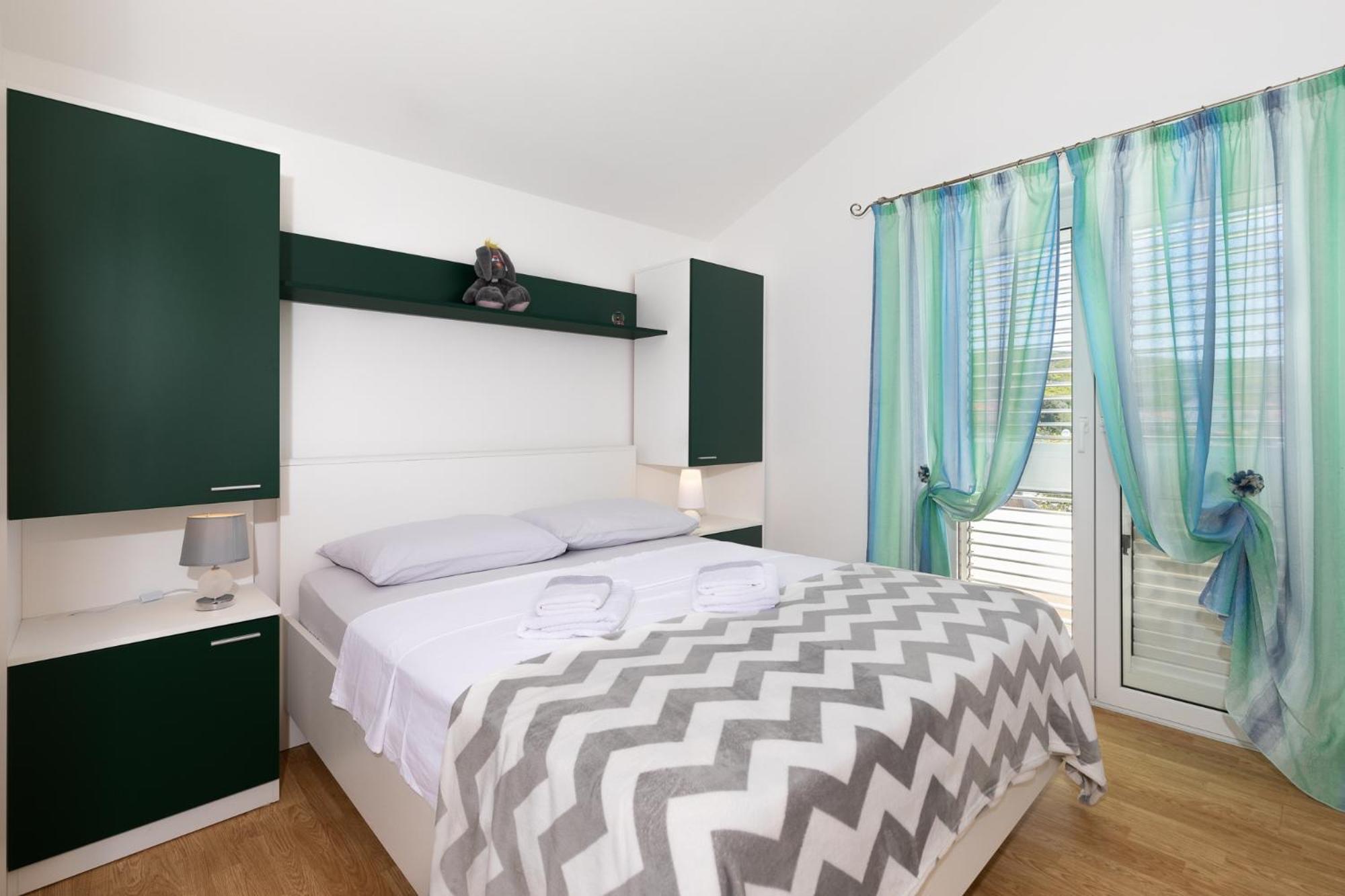 Apartments With A Parking Space Punat, Krk - 20553 Exterior photo